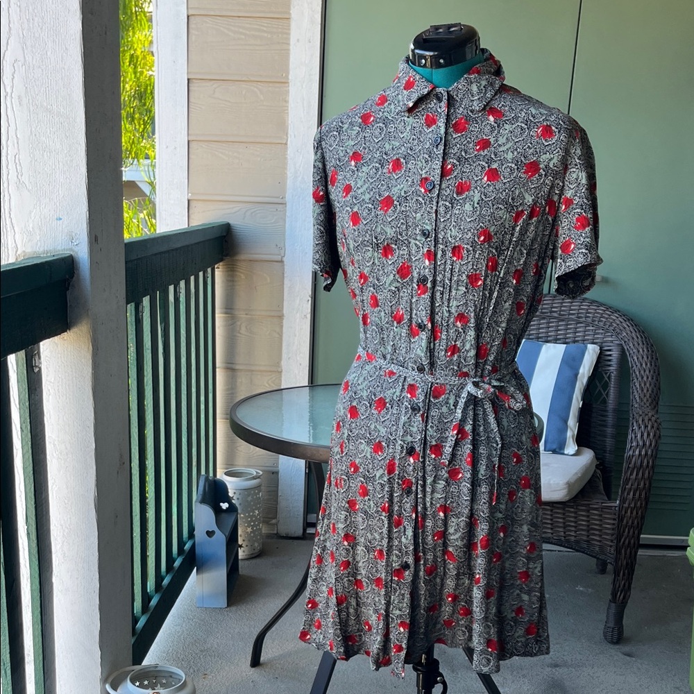 Vintage Liz studio Claiborne Floral Button-Up Dress
